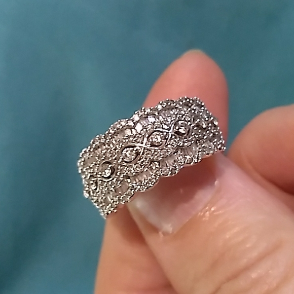 Vintage Style 10K WG 1.0ctw Diamond Ring - Picture 3 of 13